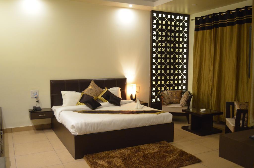 Red Orchid Hotel Meerut Kamer foto
